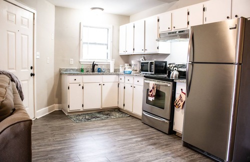 Wesley Heights House | *NEW* 20min Walk To BofA Stadium - FREE Parking! 1BEDROOM