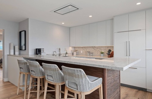 Carpinteria Condo | NEW 2BD Luxury Beachfront Condo in Carpinteria. Stunning Ocean Views!