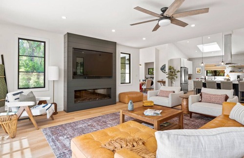 Sonoma House | NEW 3 BD, Minutes from Sonoma Plaza with Spa
