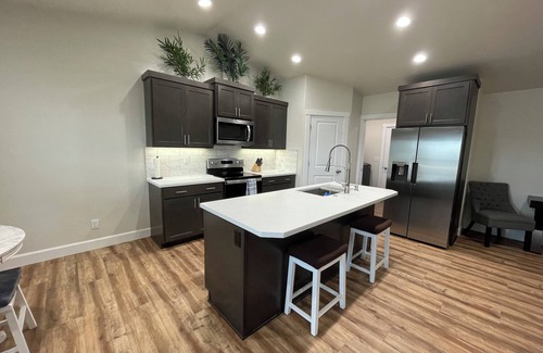 Twin Falls County House | New 3-bedroom duplex in Kimberly with WiFi