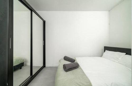 Streatham Hill Apartment | New 3BED Stylish Apartment with Amazing Transport