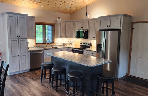 Nekoosa House | New 4-bdrm house Sand Valley/Lake Arrowhead area. 5 min from world class golf.