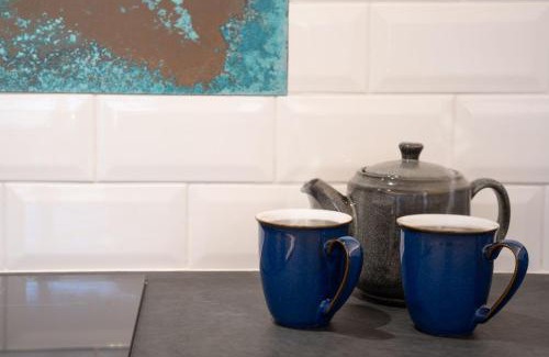 Waterhead House | New 4 Bedroom Home at Waterhead Range by LetMeStay