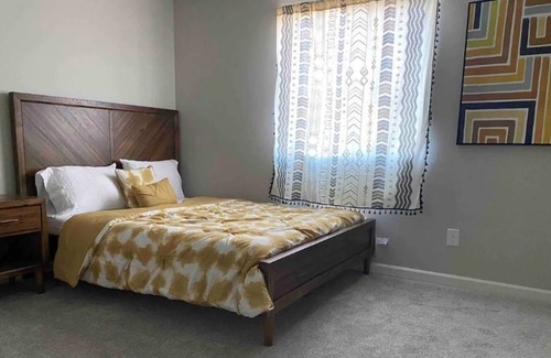 Wilkes House | New 4 Bedroom Home With Indoor Fire Place