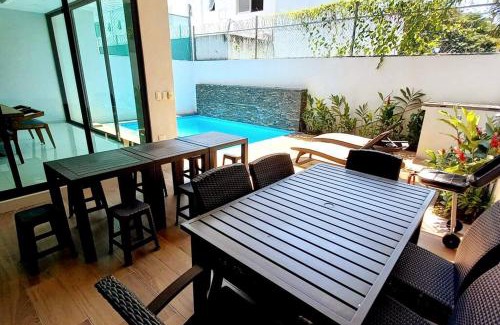 Fluvial Vallarta House | New 4 Bedroom House Sleeps 16 Pool, BBQ and more!