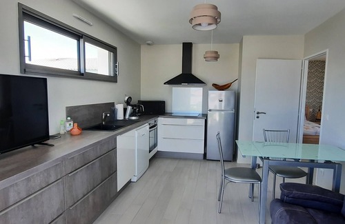Saint-Sulpice-de-Royan Apartment | New 40 m2 air-conditioned apartment with parking space