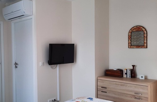Saint-Sulpice-de-Royan Apartment | New 40 m2 air-conditioned apartment with parking space