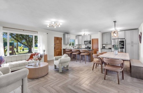 Golden Glades House | NEW! 4BR Biscayne River Home: Pool & Pickleball Fun