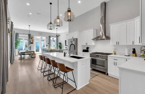 Tulane - Gravier House | New 5BR w/Pool! | Minutes to French Quarter