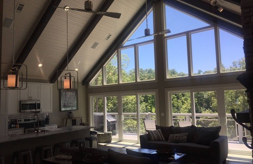 Cadiz House | New 6 bedrooms! Lake Barkley Lake House