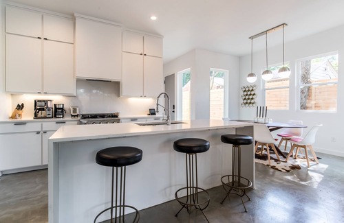 Dallas House | New 6B/6B Connected Double Townhomes