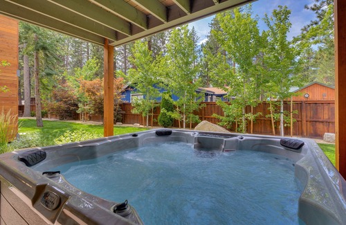 Y Area House | NEW! AC, Hot Tub, Grill, Newly Built, Open Floor Plan, Wifi, 6 of 6 – Emerald Bay Way