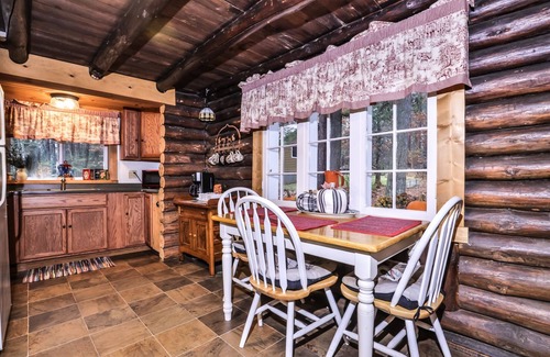 Eagle River House | NEW! Adorable log cabin with picturesque river views!