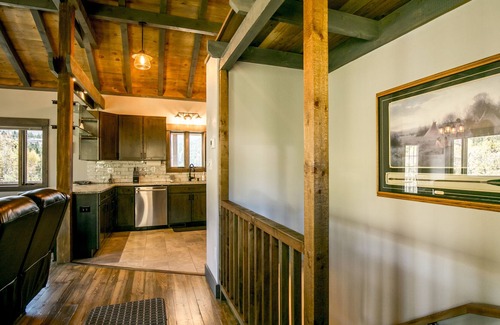 Virginia City House | NEW AIR COND. CREEK-SIDE CABIN ON WOODED LOT IN HISTORIC VIRGINIA CITY, MONTANA