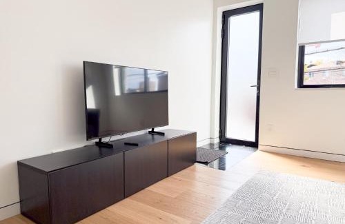 East Flatbush Apartment | New Ample and Cozy One Bedroom Apt in Brooklyn at Rem-Casa
