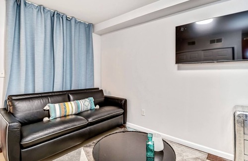 Chinatown Apartment | New and Cozy 1BD Apt in the Heart of Philly!