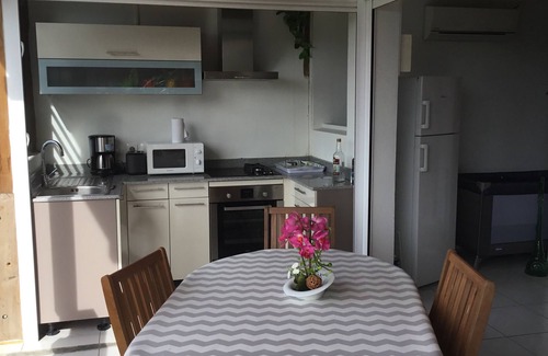 Deshaies House | New and luxurious apartment sea view