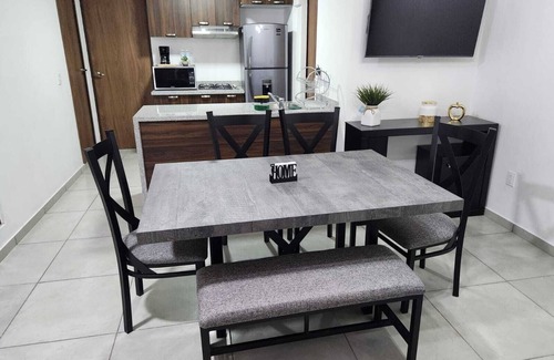 San Juan de Dios Apartment | New and spacious apartment in downtown Guadalajara with pool and gymnasium