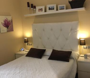 Cruz de Humilladero Apartment | New Apartment & Parking Alcazaba