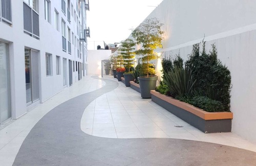 Centro Apartment | New apartment with pool and gym in tourist area