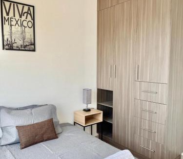 El Marques Apartment | New Bamboo Skyline Business & Pool