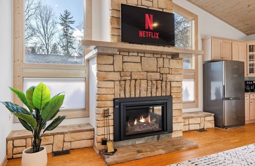 Lakeside House | NEW Beach Access with Pool, Hot Tub, Game Room, EV Charger level 2
