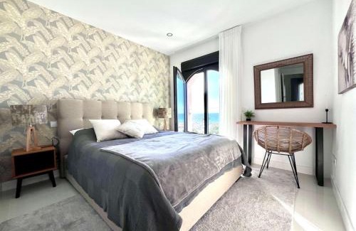 Manilva Apartment | New Beachside Apartment with Sea Views