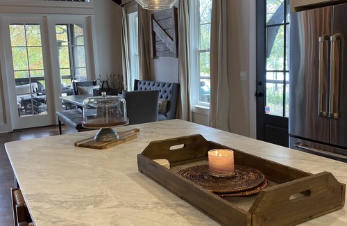 Dadeville House | New beautiful 5 star listing Lake Martin home located only 35 min. from AUBURN!