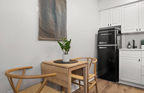 St. Petersburg - Clearwater Apartment | NEW Beautiful Beachfront Apartment with Beach & Pool