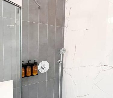 East Flatbush Apartment | New Beautiful Modern One Bedroom Apt in Brooklyn at Rem-Casa