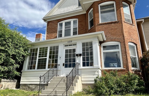 Butte House | NEW! Beautiful Queen Ann in Historic Butte, Montana