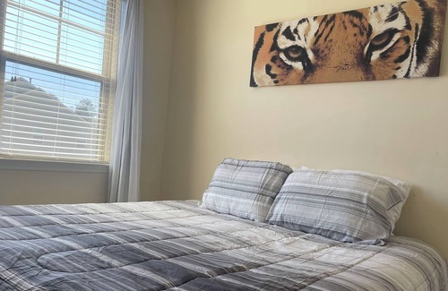Morrisville House | NEW! Beautiful Spacious Cozy 4bd 2.5br