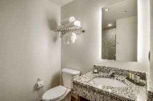 New Bedford Hotel | New Bedford Harbor Hotel, an Ascend Collection Hotel