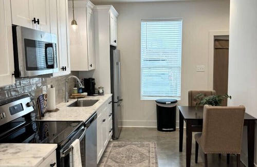 Lafayette House | NEW-Beignet House-Luxe Mattress-Fast WiFi-Book Now
