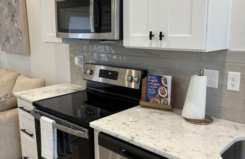 Lafayette House | NEW-Beignet House-Luxe Mattress-Fast WiFi-Book Now
