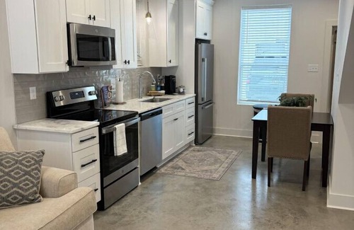 Lafayette House | NEW-Beignet House-Luxe Mattress-Fast WiFi-Book Now