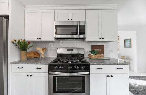 Williamstown House | NEW! Berkshire Bliss. Cheery & comfortable private home in Williamstown Center