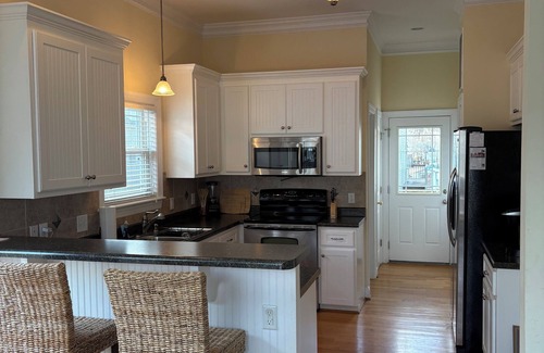 White Lake House | NEW! Bluewater Cottage at White Lake! Pet-Friendly: Quick walk to the Lake