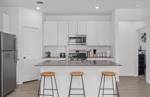 New Braunfels House | New Braunfels Spacious Retreat