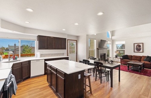 Southwest Colorado Springs House | New! Broadmoor Reserve Home, Mountainside views, Deck. A-STRP-24-0585