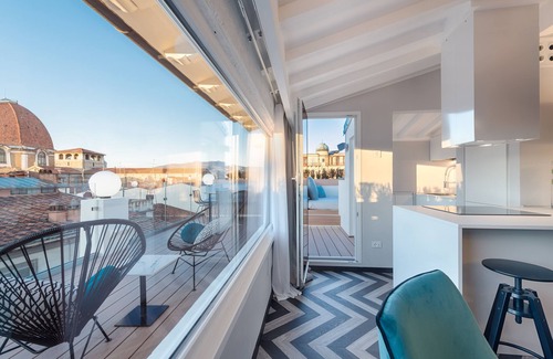 Duomo Apartment | NEW BSL Boutique Suite amazing View Terrace, Perfect for HONEYMOON and FAMILY