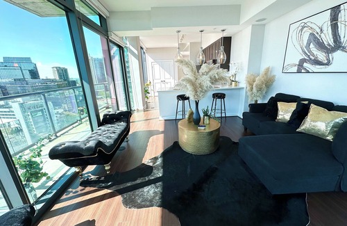 North Buckhead Condo | New Buckhead Penthouse w/Immaculate Views