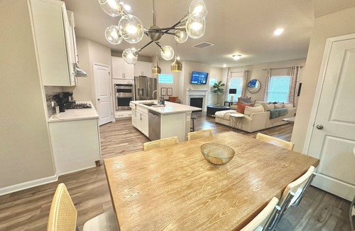 Morrisville House | New Build Cary 5 Bed + Loft