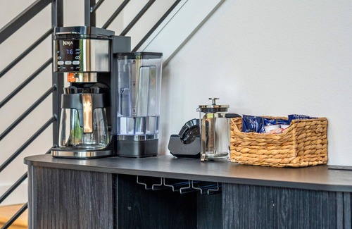 Mid America Cabin | New Build Charming A-Frame w/Pool Near Hot Springs