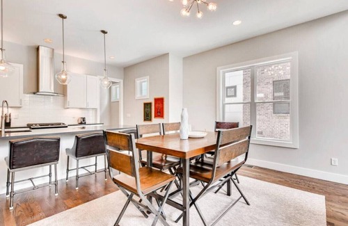 Berry Hill House | New Build /Close to Downtown!