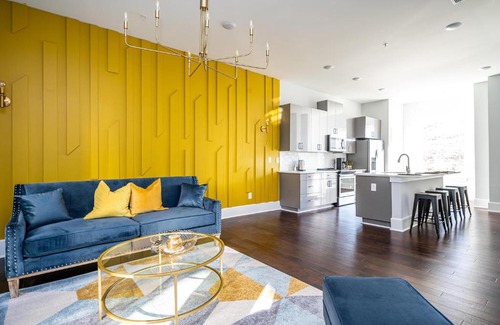 Old Fourth Ward House | New building KING BED 3B City View Gated Balcony 456 1K1Q2T