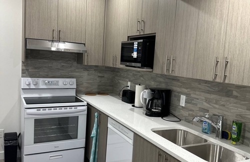 Airdrie House | New built 1-Bedroom and 1-Bathroom Basement suite in Airdrie