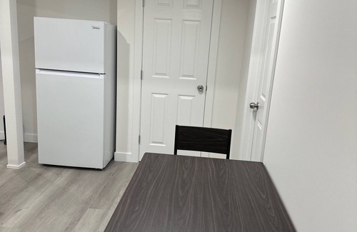 Airdrie House | New built 1-Bedroom and 1-Bathroom Basement suite in Airdrie