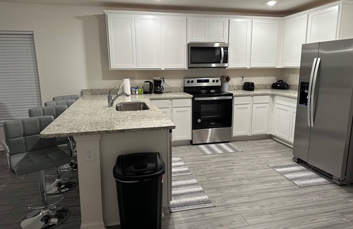 Ocala House | New Built Spacious Vacation Home with Privacy Fence & Two Entertainment Areas