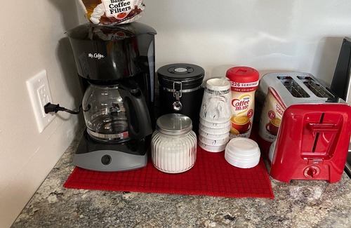 Racine House | New! Carefree! Pro Cleaned, Self Check In Sleeps 6
